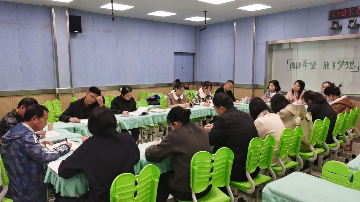 c02d2c5e9341425c9749ba73b75458c4.jpg c02d2c5e9341425c9749ba73b75458c4.jpg