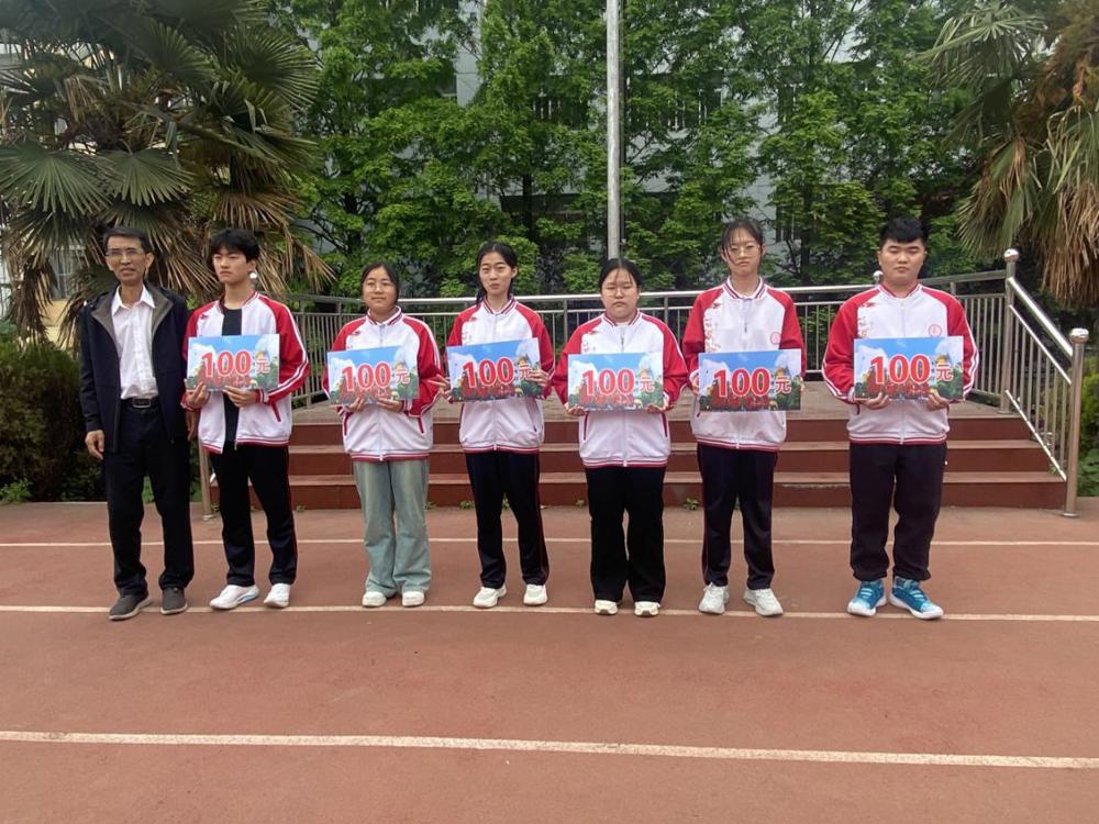 d211e75816cb4be6b9d28e3834c83dc5.jpg d211e75816cb4be6b9d28e3834c83dc5.jpg