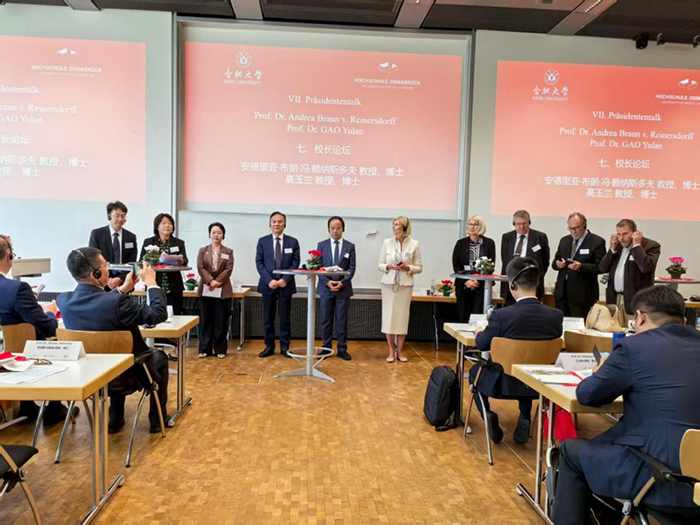 01b2b9f2bb054e089e7b124611e48429.jpg 01b2b9f2bb054e089e7b124611e48429.jpg