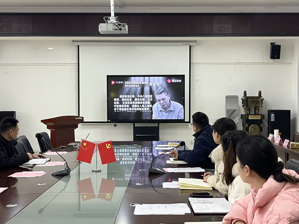 5856ddf58bcc46529b2556a580f535fa.jpg 5856ddf58bcc46529b2556a580f535fa.jpg