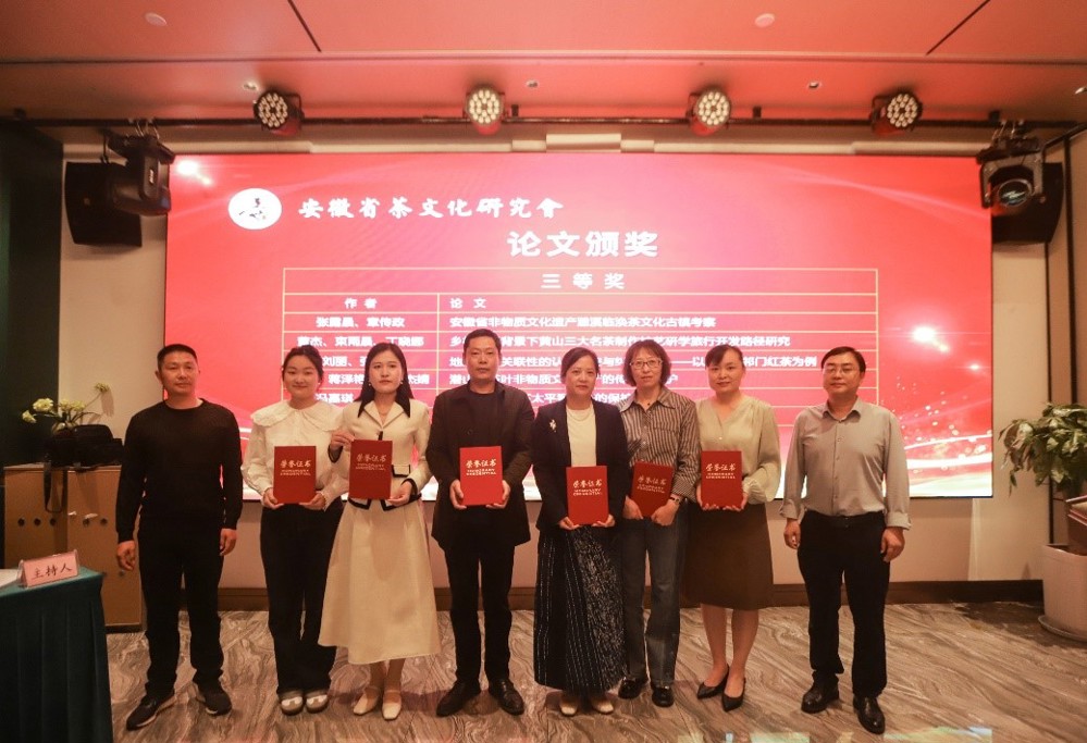 f975e5537f2f4df3a4ea1f4e0d0fe701.jpg f975e5537f2f4df3a4ea1f4e0d0fe701.jpg