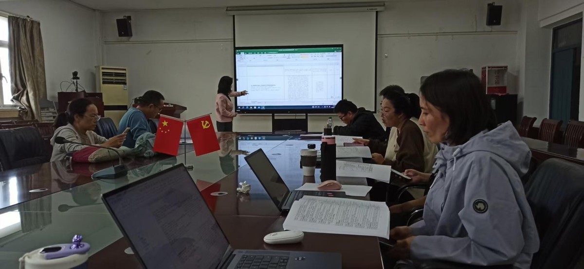 d762b3fdfee2400abd0ca4250d6b0405.jpg d762b3fdfee2400abd0ca4250d6b0405.jpg