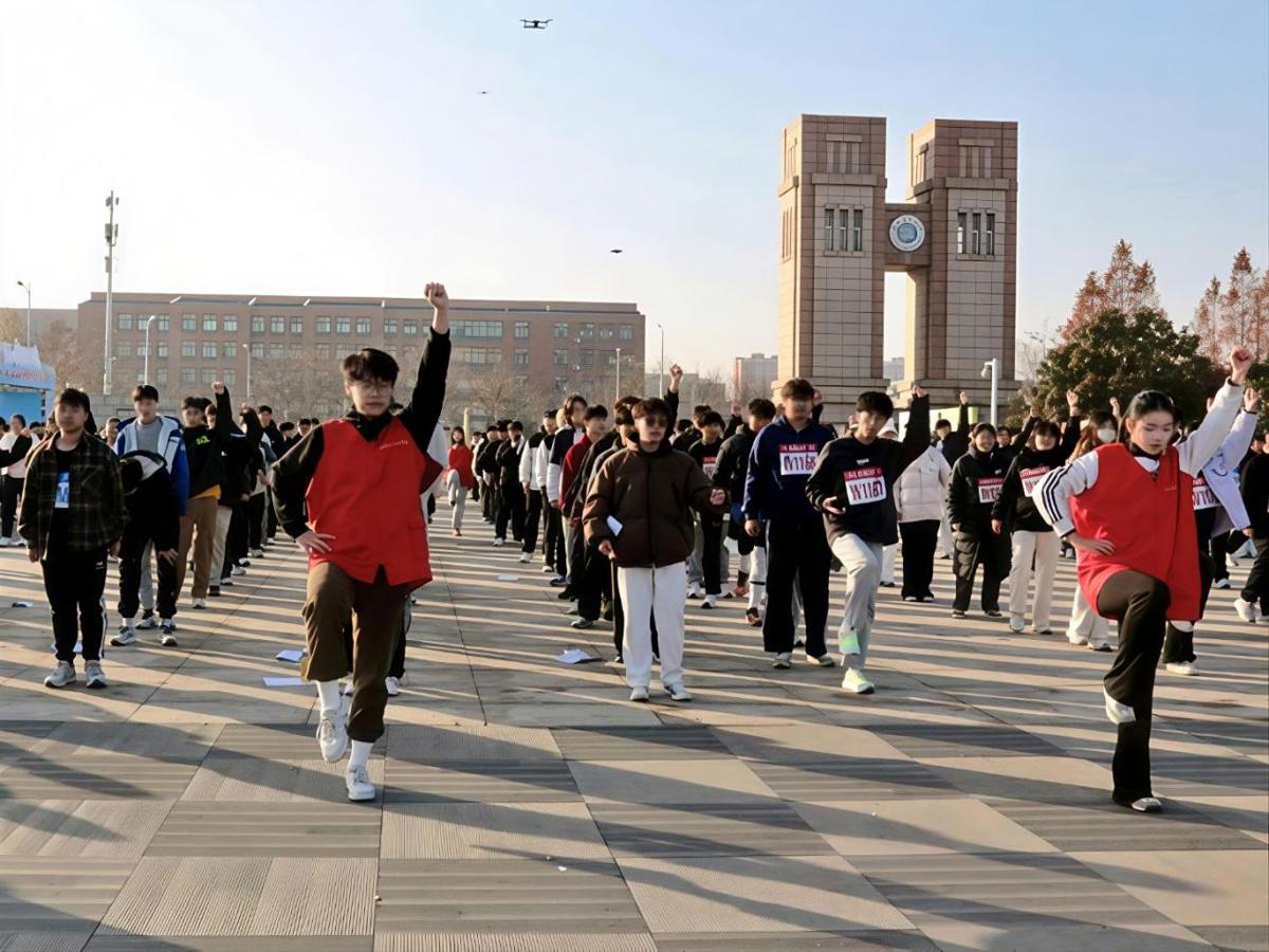 f18a6f941f704ec1bdc1320c33b7be7b.jpg f18a6f941f704ec1bdc1320c33b7be7b.jpg