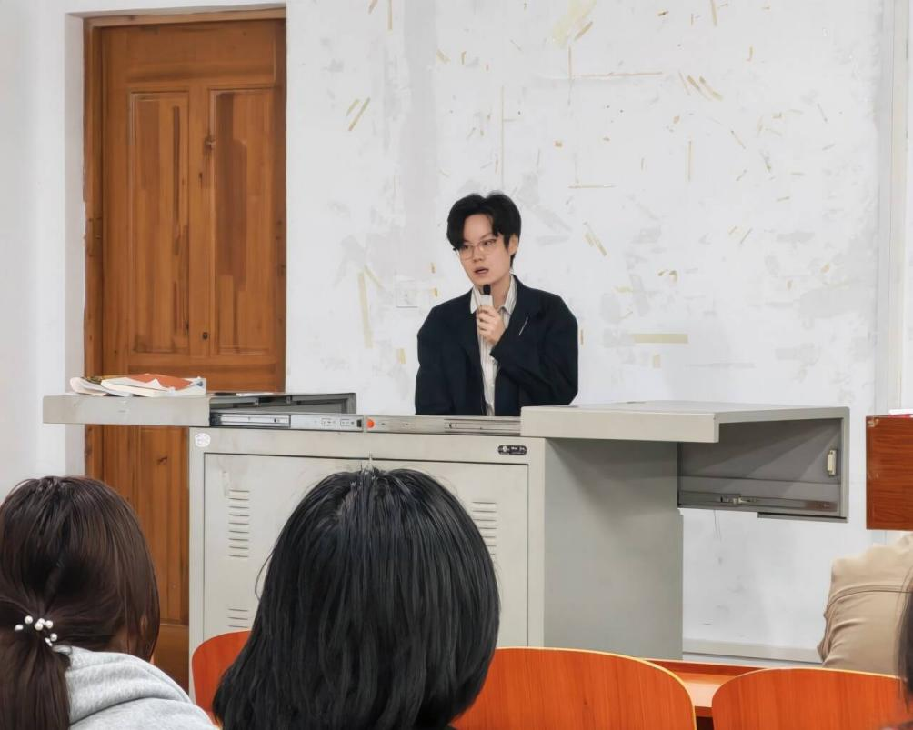 fe117a12c808453ab8e4c6306b7a92a2.png fe117a12c808453ab8e4c6306b7a92a2.png