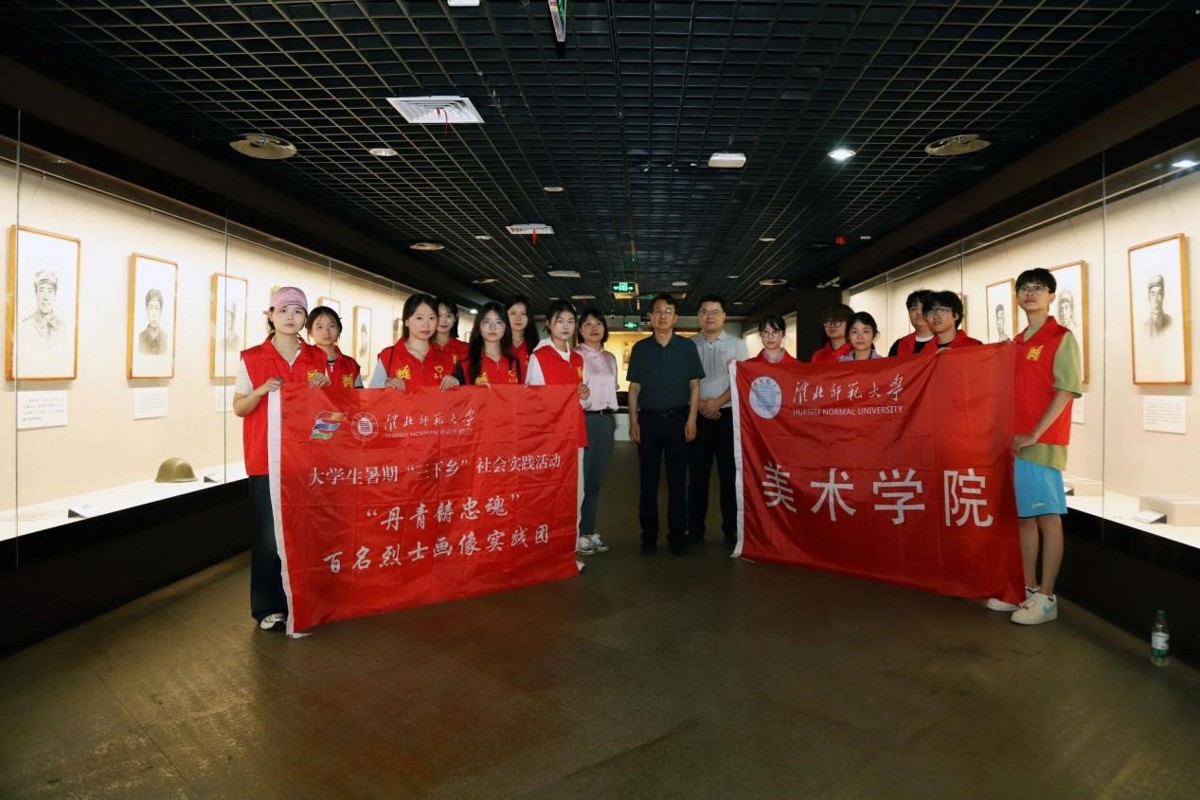 e8a99d10331e4f24bca1e2919a931523.jpg e8a99d10331e4f24bca1e2919a931523.jpg