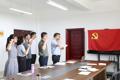 宣传部党支部全体党员在党的生日重温入党誓词