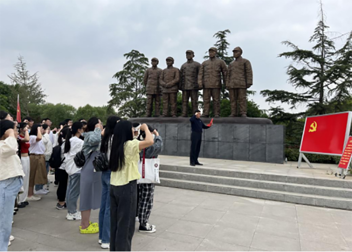 b7107b4a669146cb82b0945c27ba27c3.jpg b7107b4a669146cb82b0945c27ba27c3.jpg