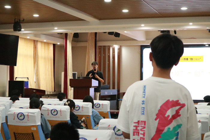 c775b35a292644279d1f11936593aeb2.jpg c775b35a292644279d1f11936593aeb2.jpg