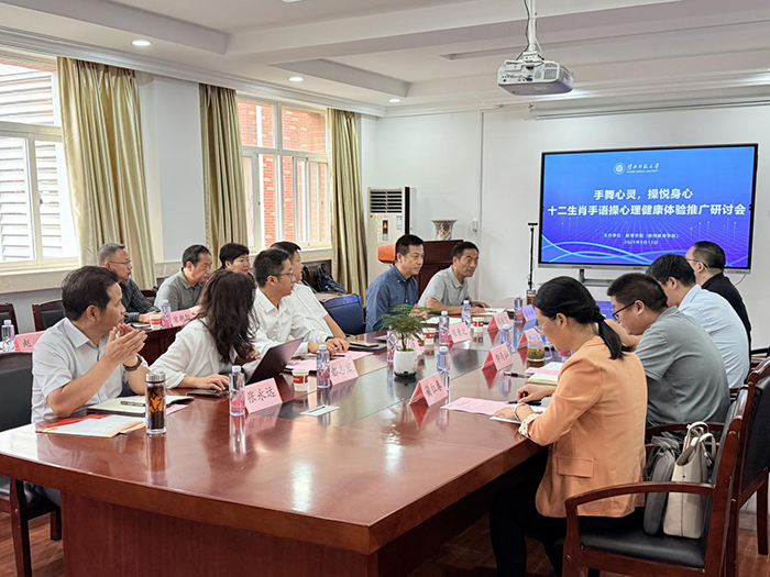 4d2f81d4f52a4d92b4ac5a824086e621.jpg 4d2f81d4f52a4d92b4ac5a824086e621.jpg