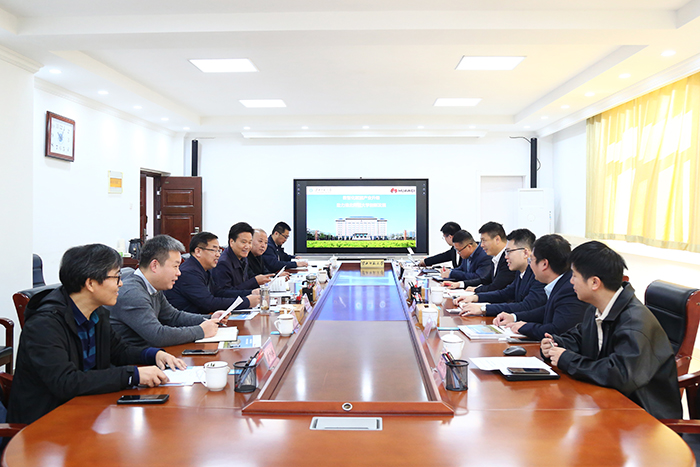 华为技术有限公司来校交流座谈